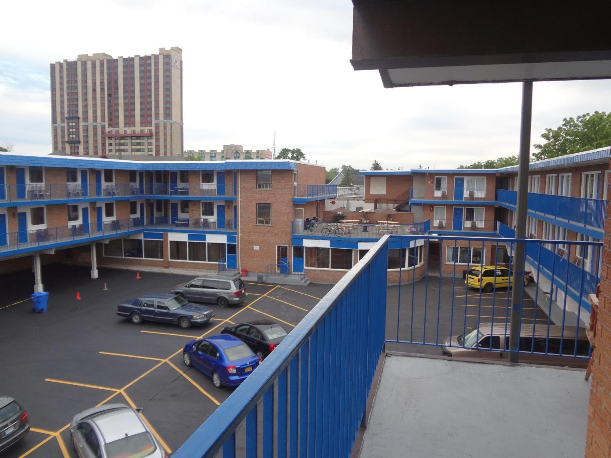 Empress Inn And Suites By The Falls Niagara Falls Eksteriør bilde